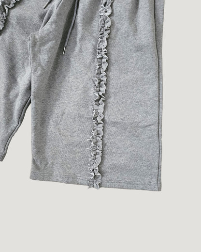 frill sweat half pants