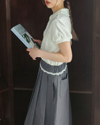 dot puff sleeve collar T