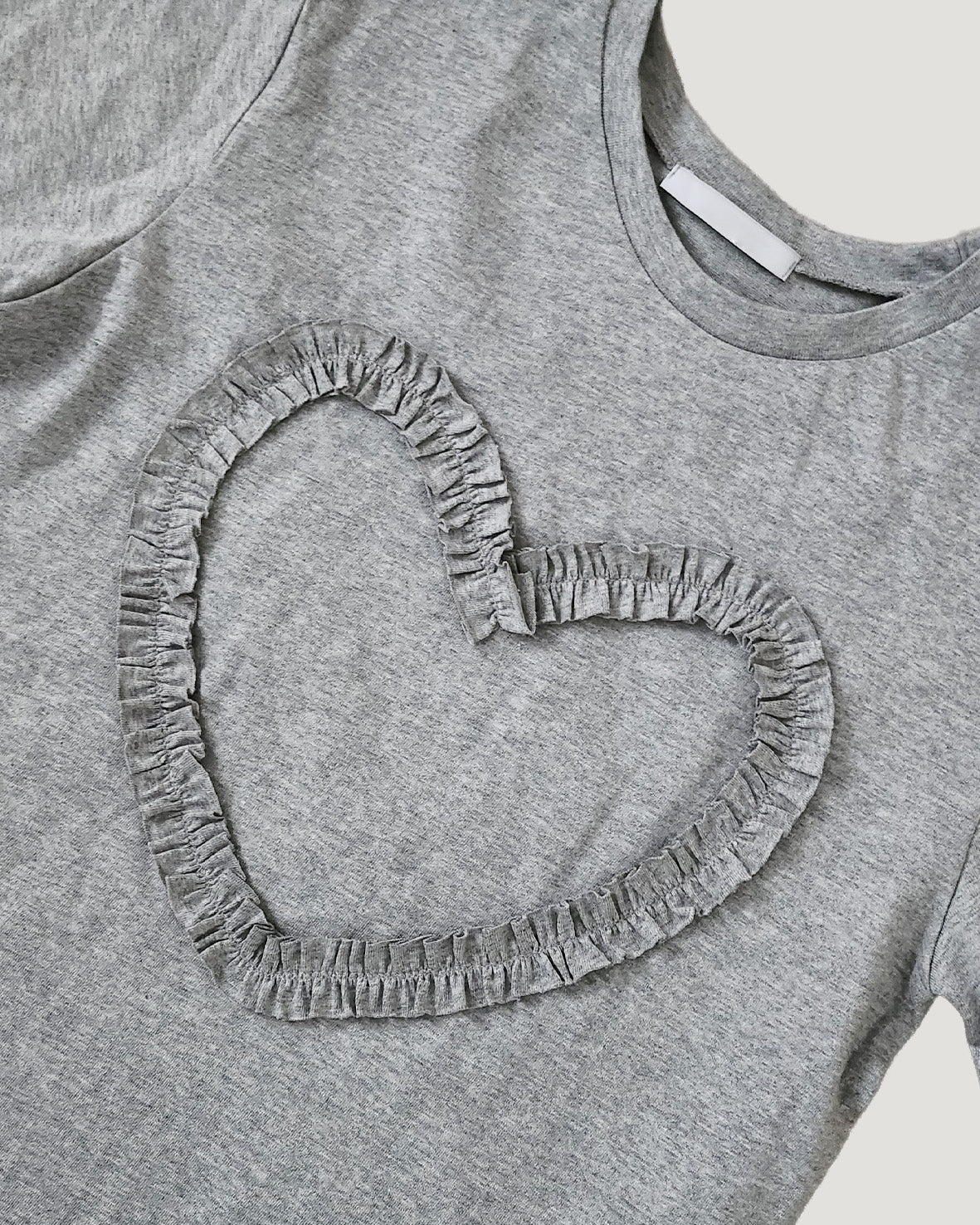 frill heart T