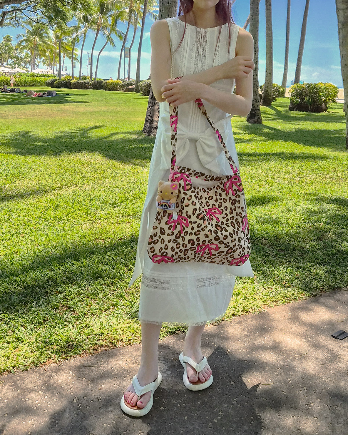 leopard ribbon pattern tote bag