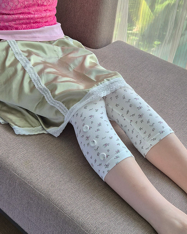 flower button point capri leggings