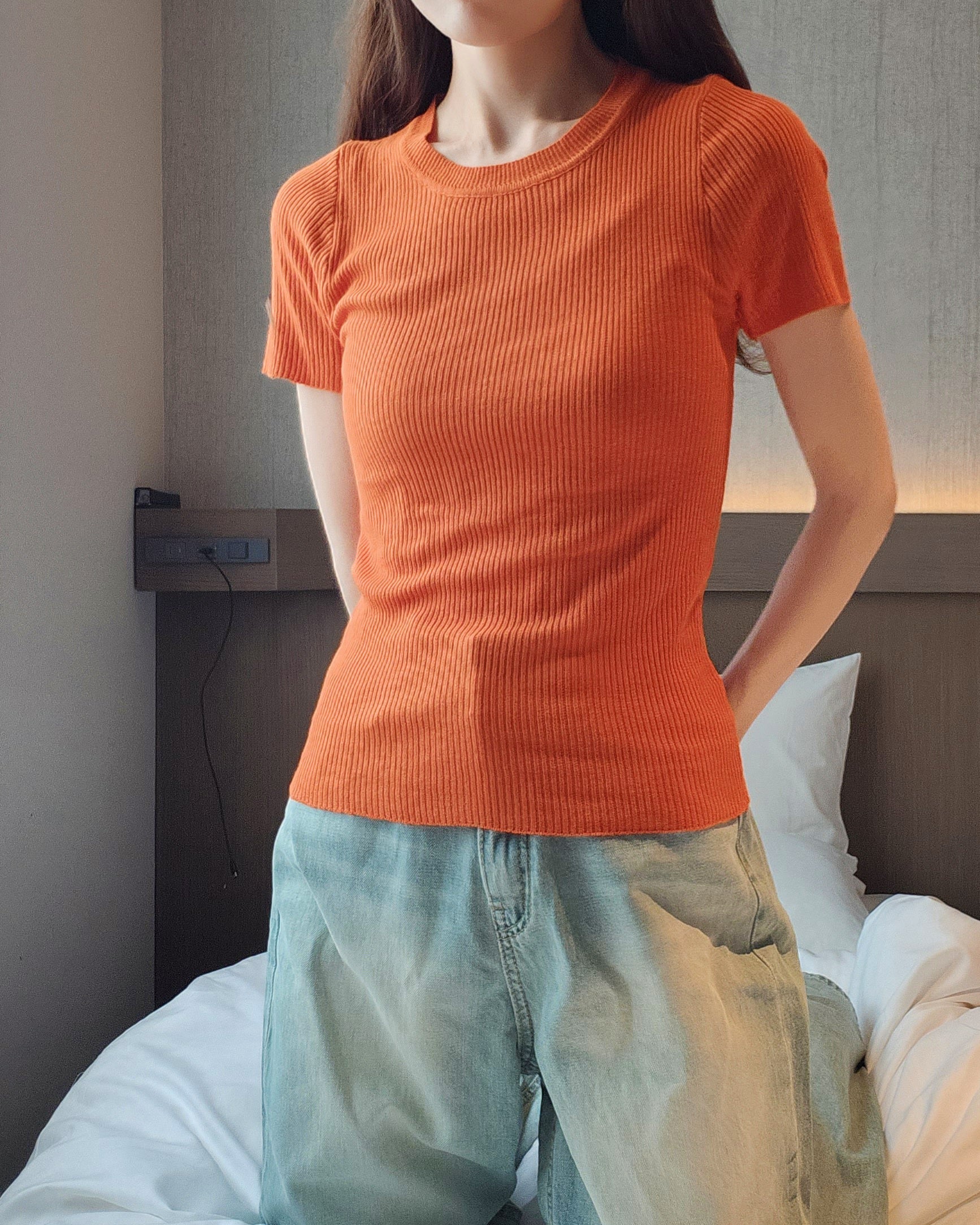 high neck rib knit T