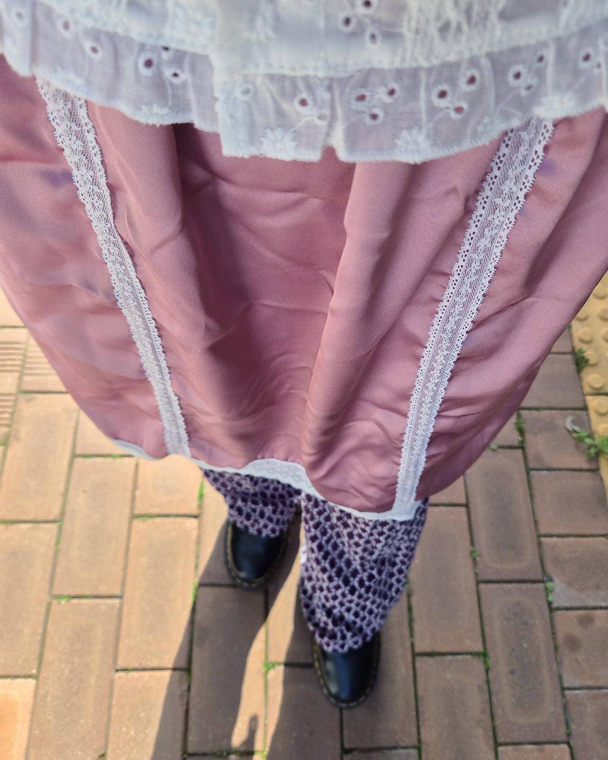satin lace point midi skirt