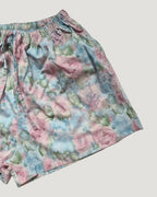 blurred flower short pants