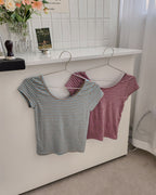 color stripe U neck T