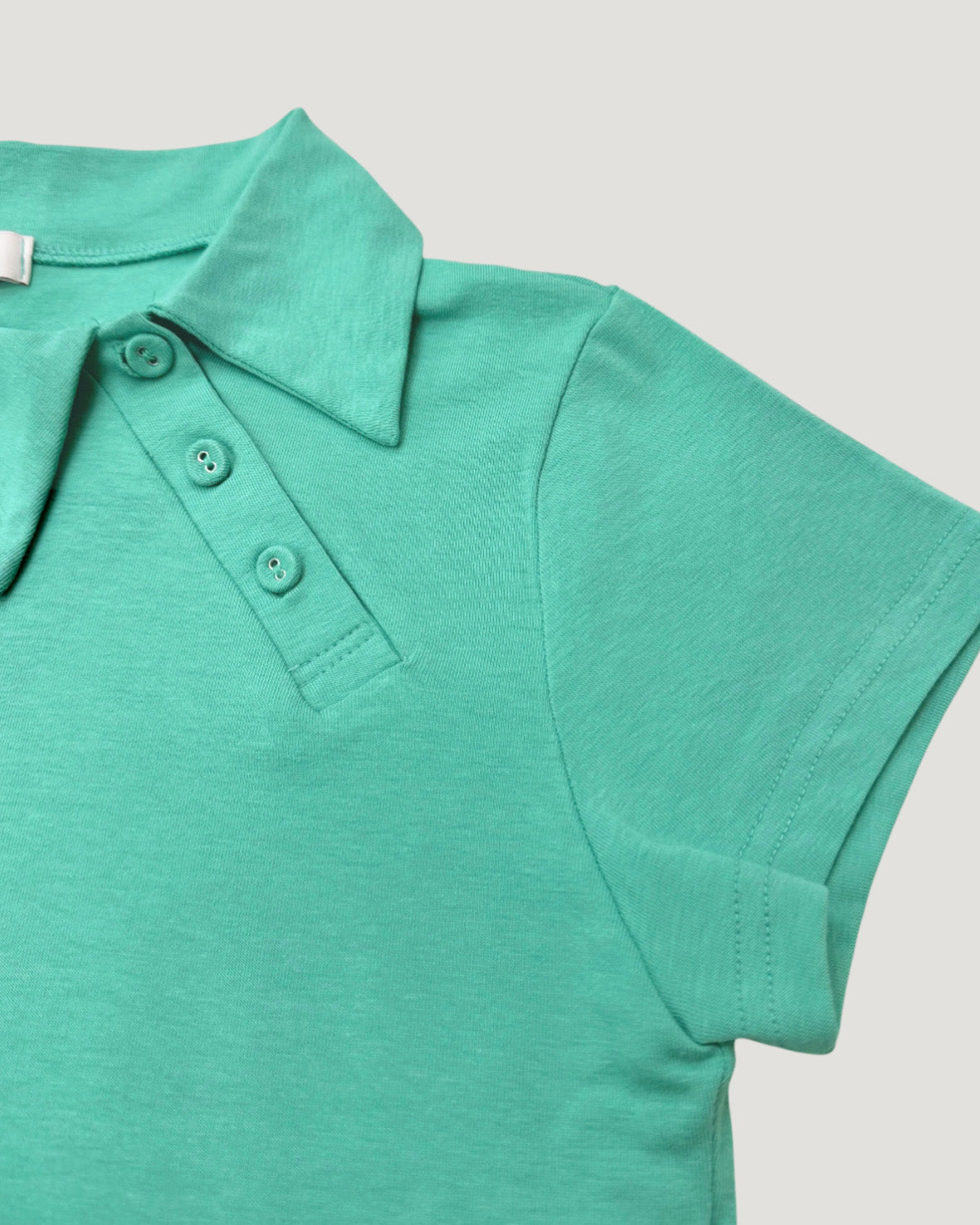 unbalance button collar T