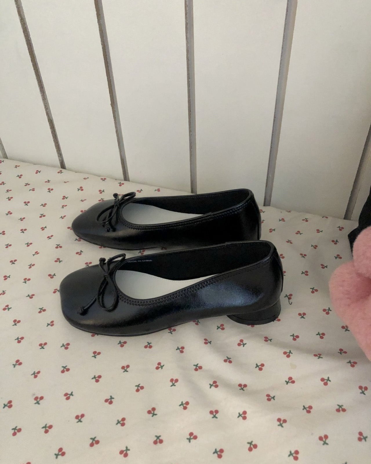 ribbon rounded square toe shoes