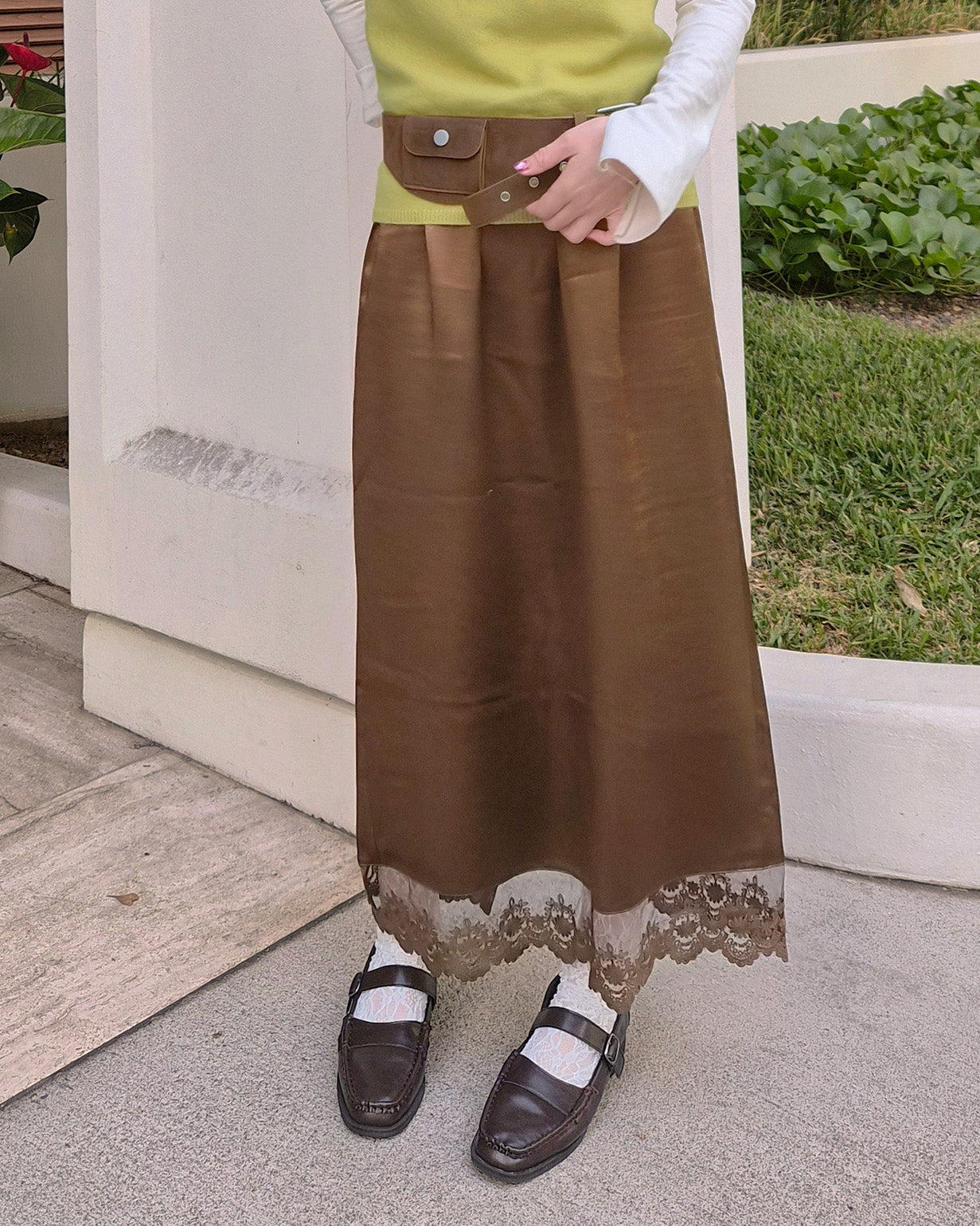 satin lace point long skirt