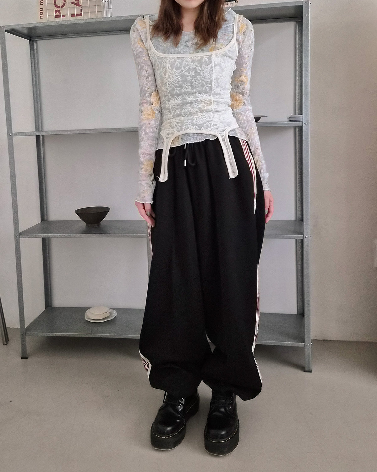 red line wide track pants