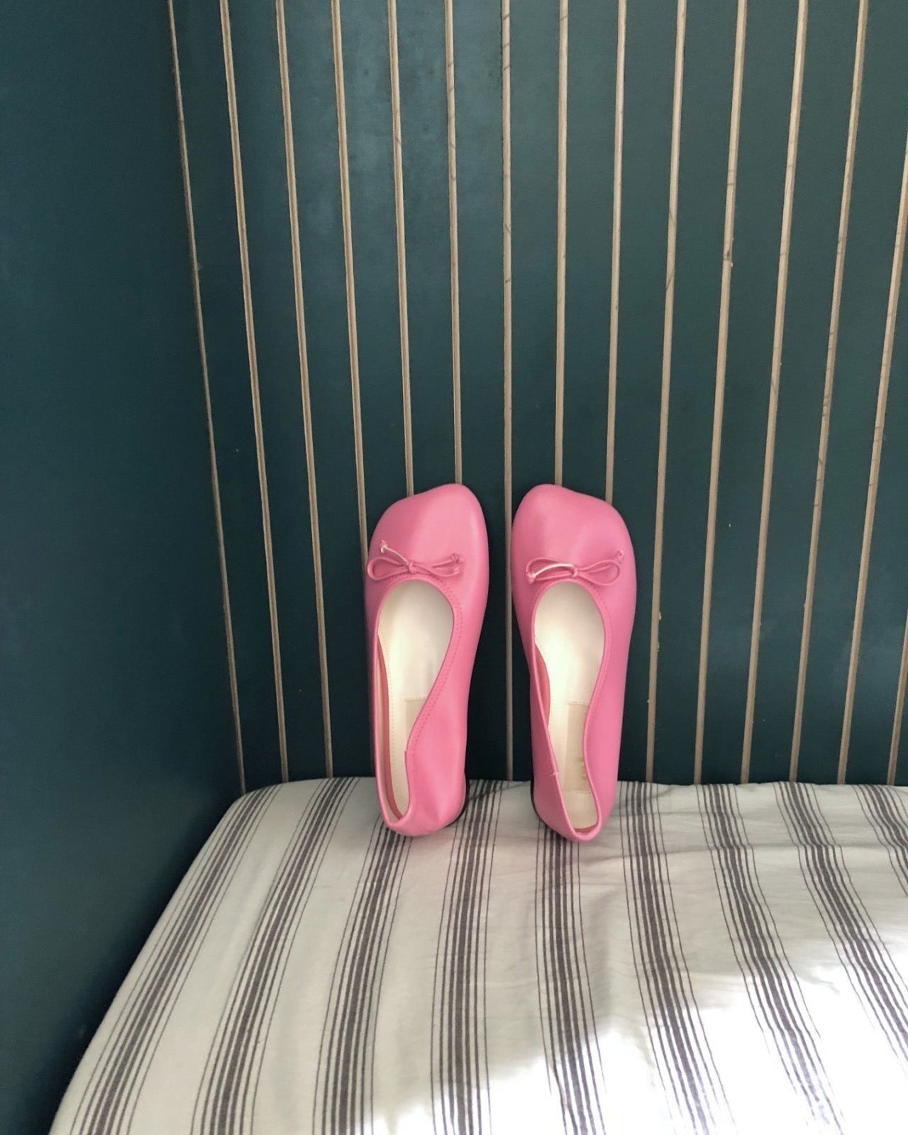 ribbon rounded square toe shoes
