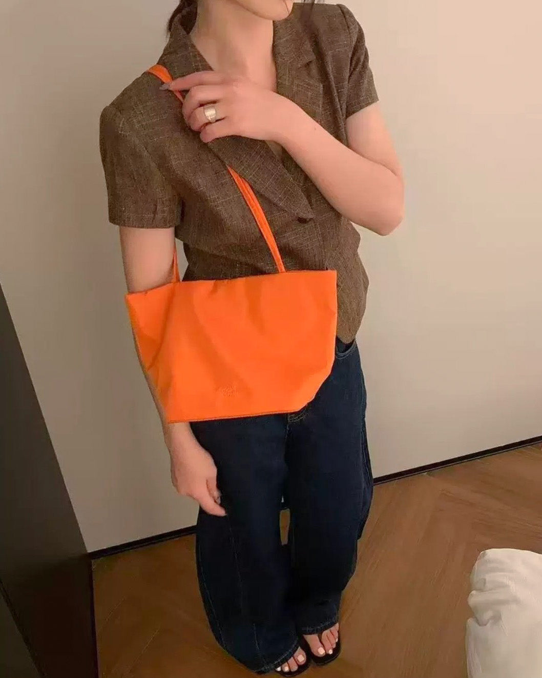 happy color glossy shoulder bag