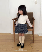 【BANANAJ】rhythm flower lace tee
