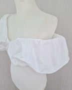 V neck puff shoulder top