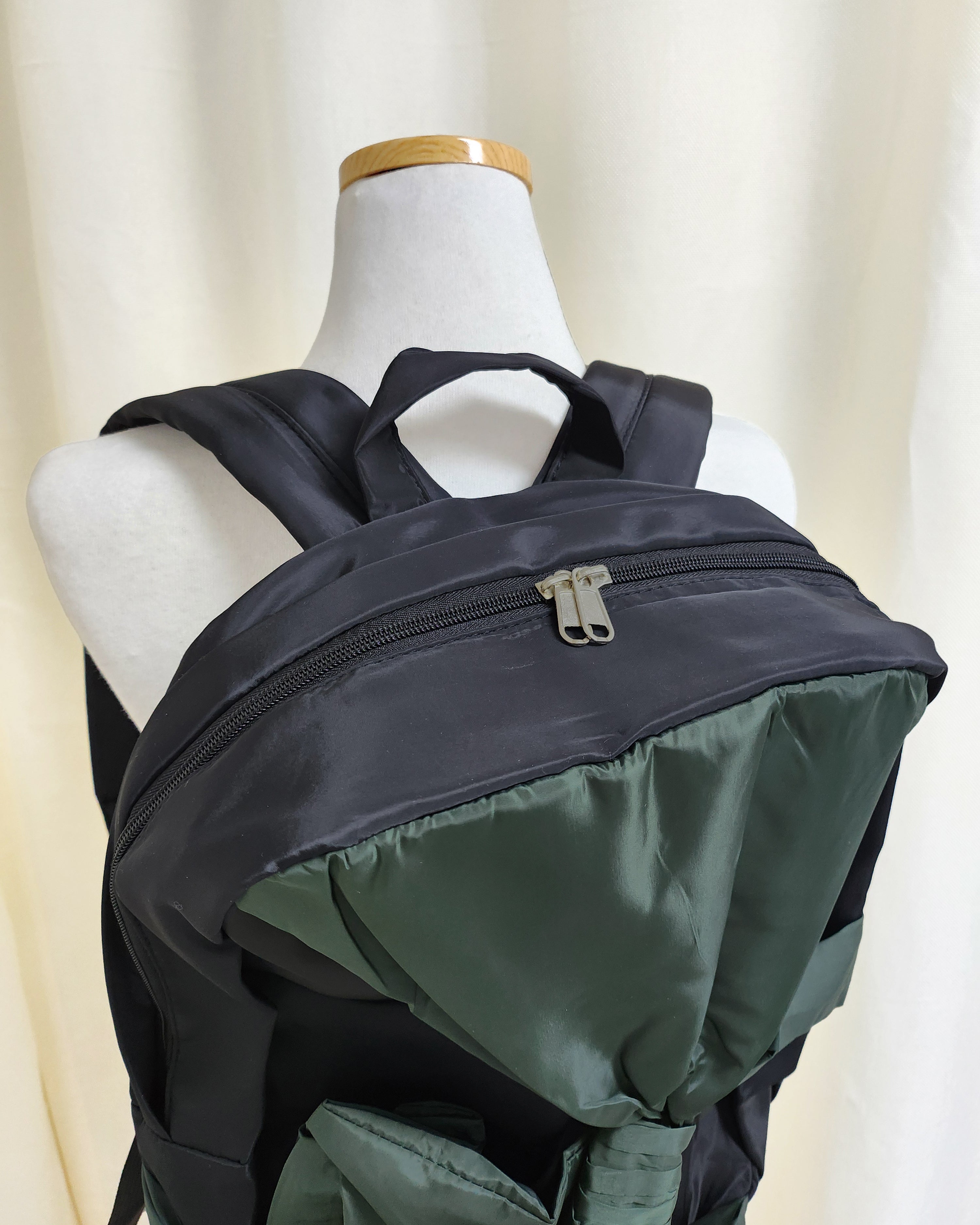 big ribbon backpack